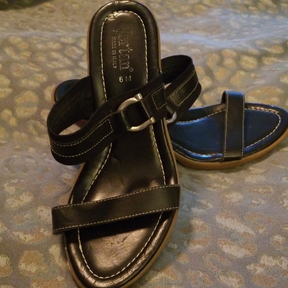 Vertan Banded Leather Wedge Sandal Sz 6
